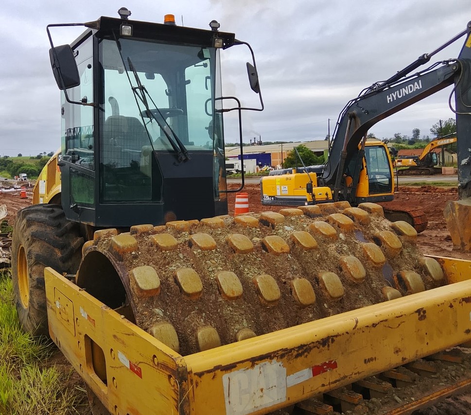 Caterpillar CP54B - 14/14 3