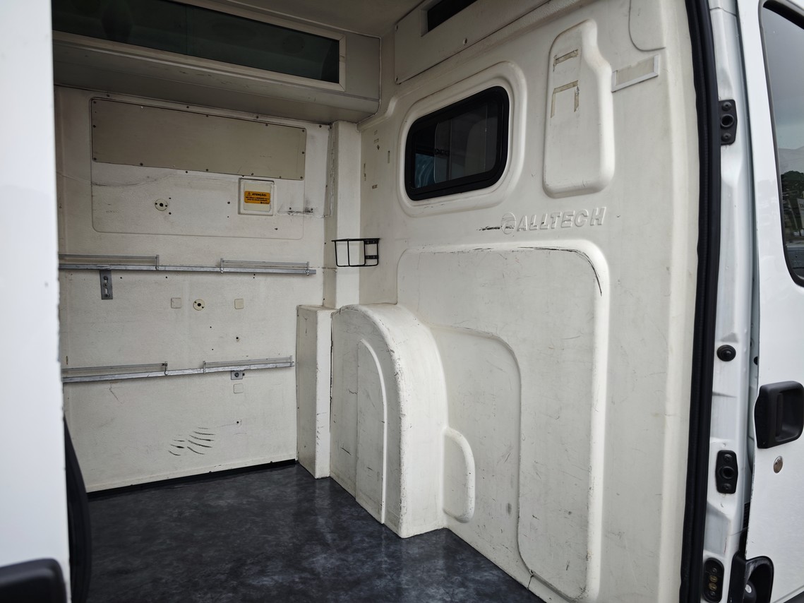 Renault Master Furgão - 12/13 7