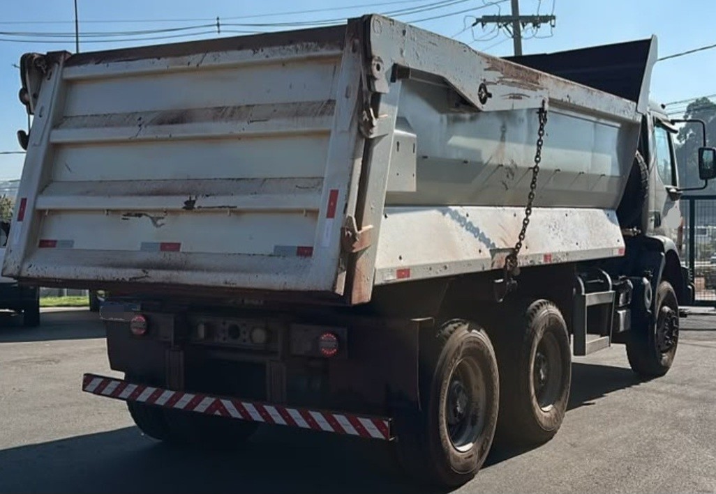 Volvo VM330 - 22/22 4