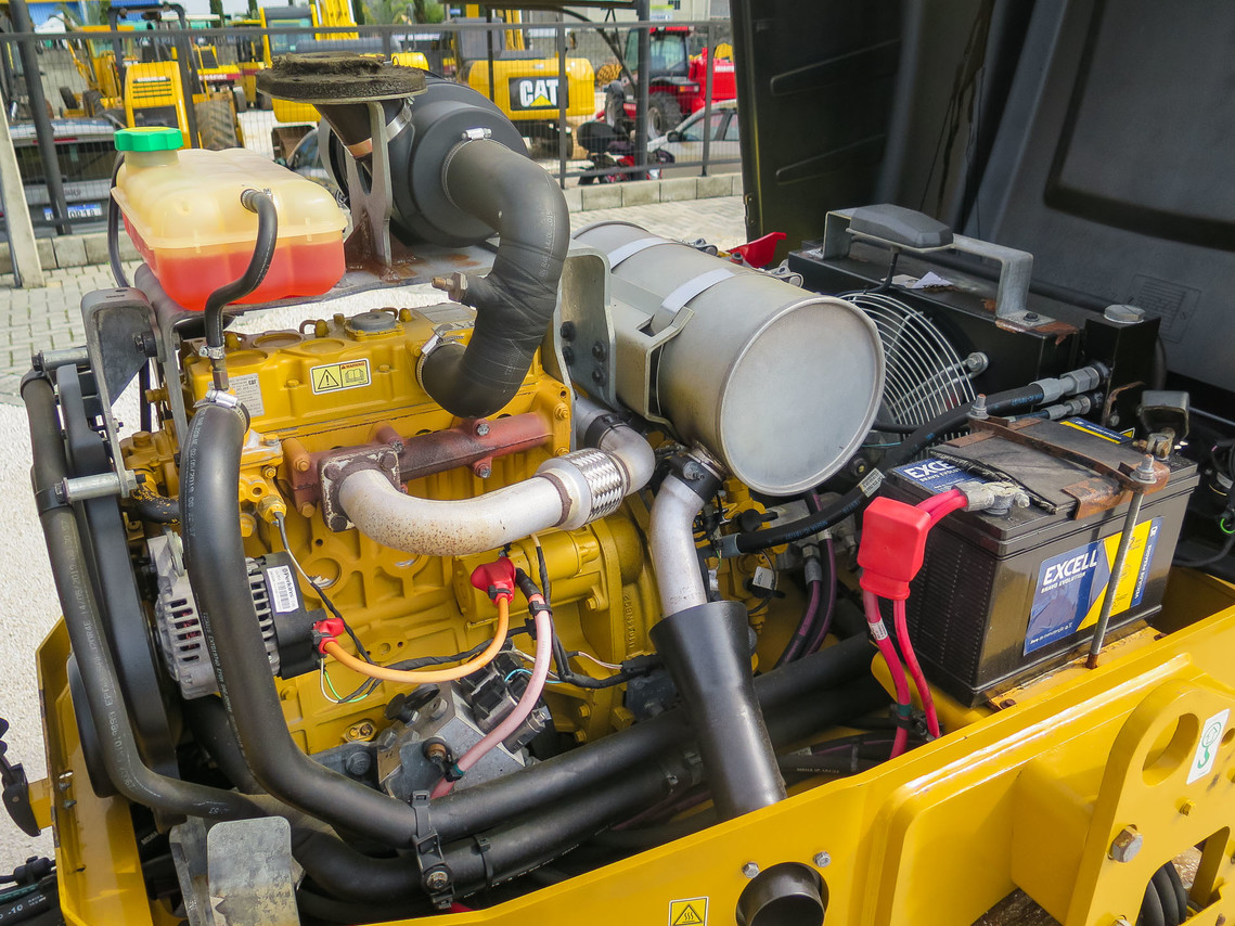 Caterpillar CC34 - 19/19 7