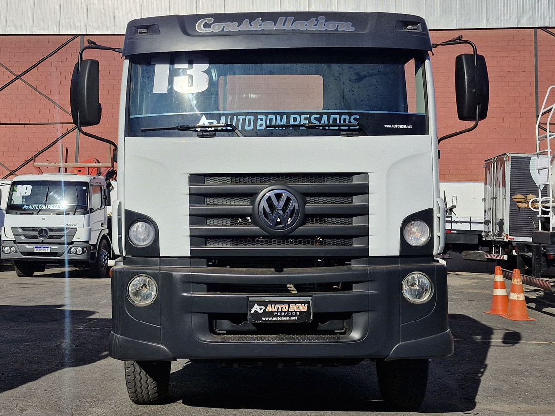 Volkswagen 31-330 E Constellation 6x4 - 13/14 3