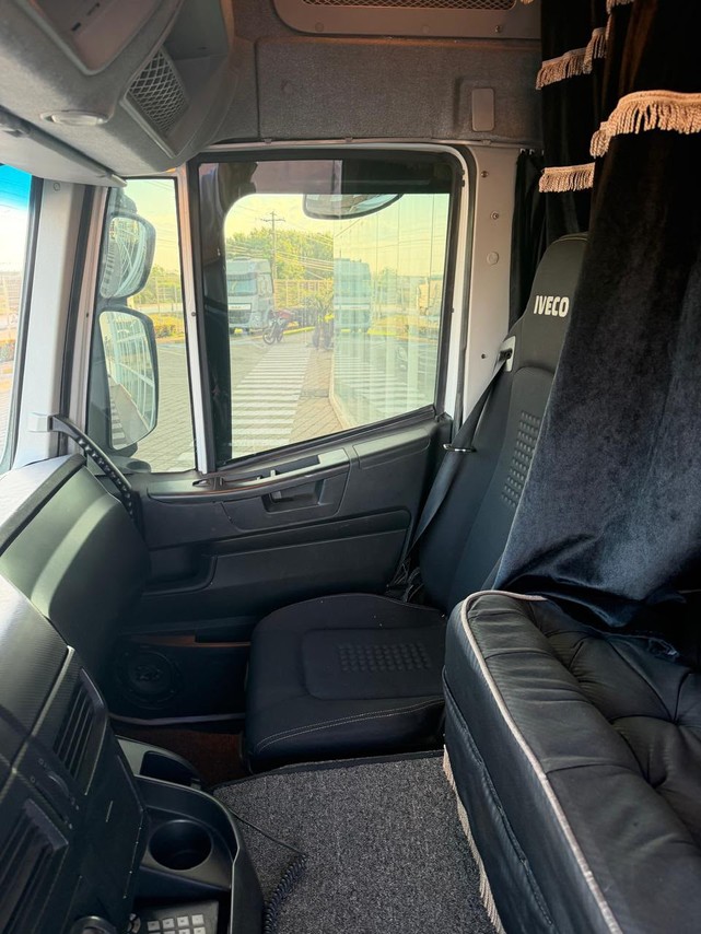 Iveco Stralis 440 - 19/19 3