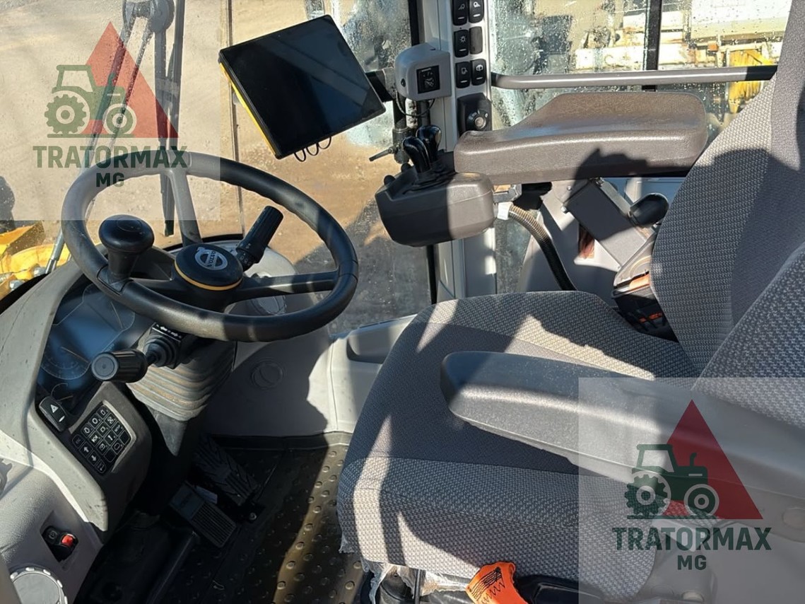 Volvo L220 - 22/22 8