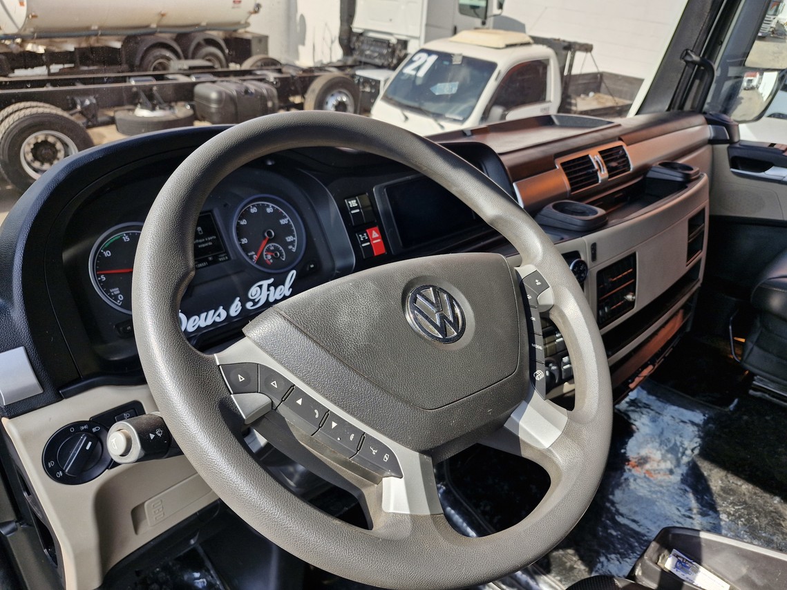 Volkswagen 29-530 6x4 Meteor - 24/25 3