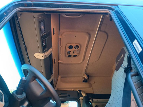Volkswagen 28-480 6x2 Meteor - 25/26 20