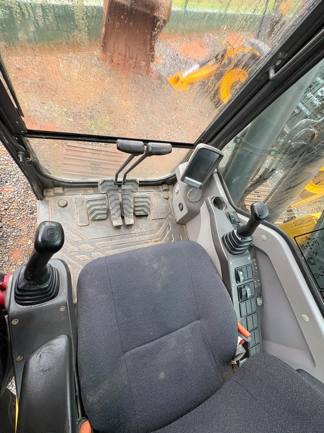 Volvo EC200d - 23/23 7
