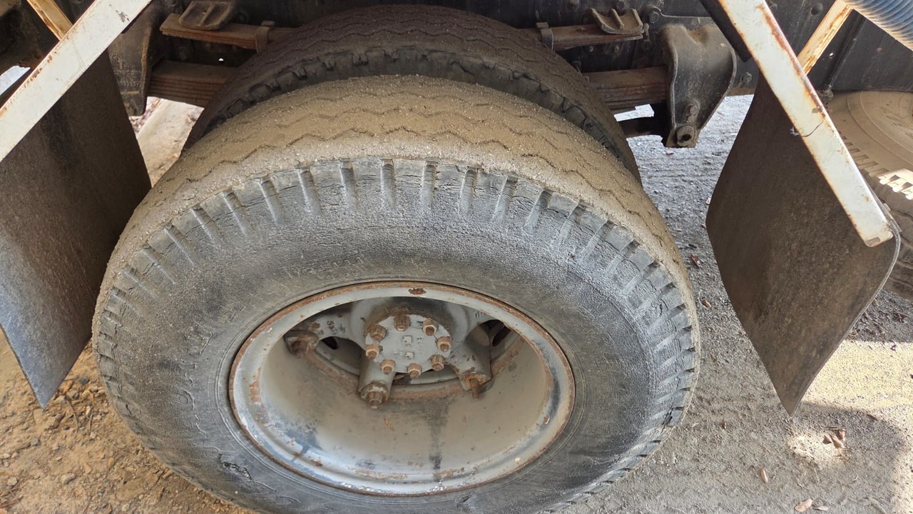 Chevrolet D14000 - 91/91 9