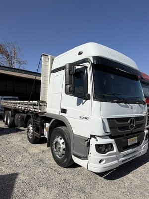 Caminhão Bitruck