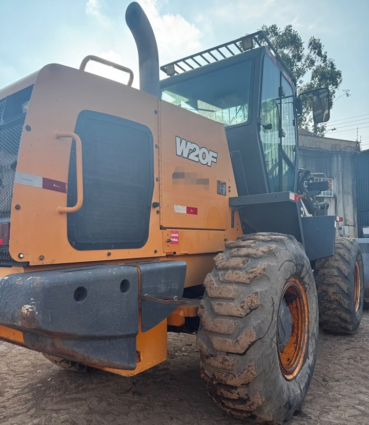 Case W20F - 19/19 7