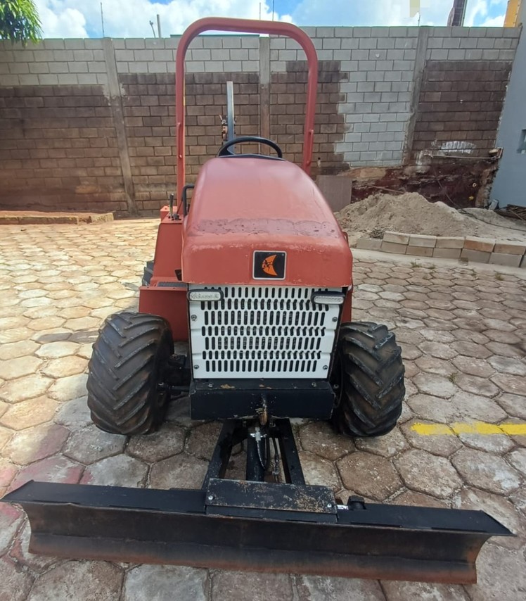 Ditch Witch RT100H - 18/18 5
