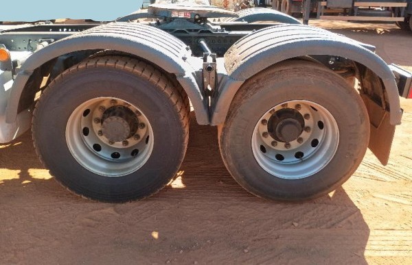 Volkswagen 28-480 6x2 Meteor - 25/26 6