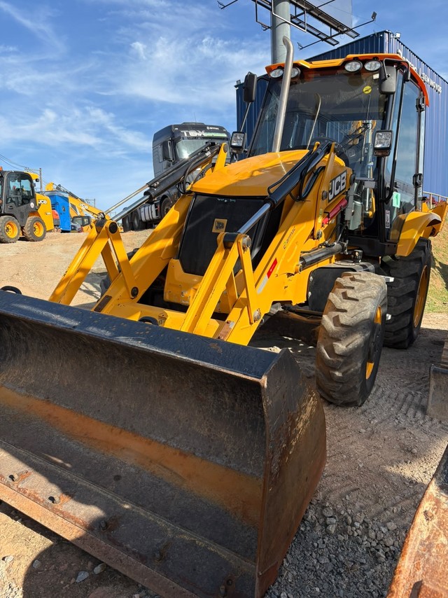 JCB 3CX - 25/25 10