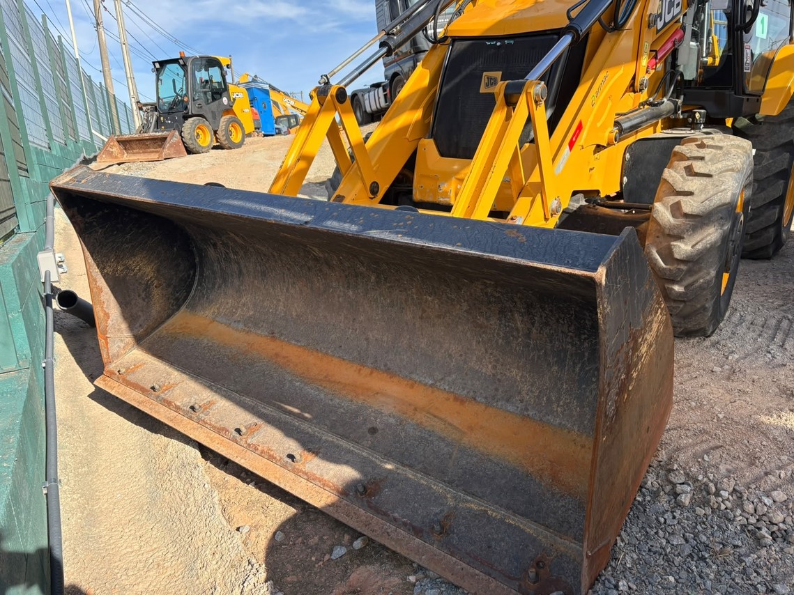 JCB 3CX - 25/25 14