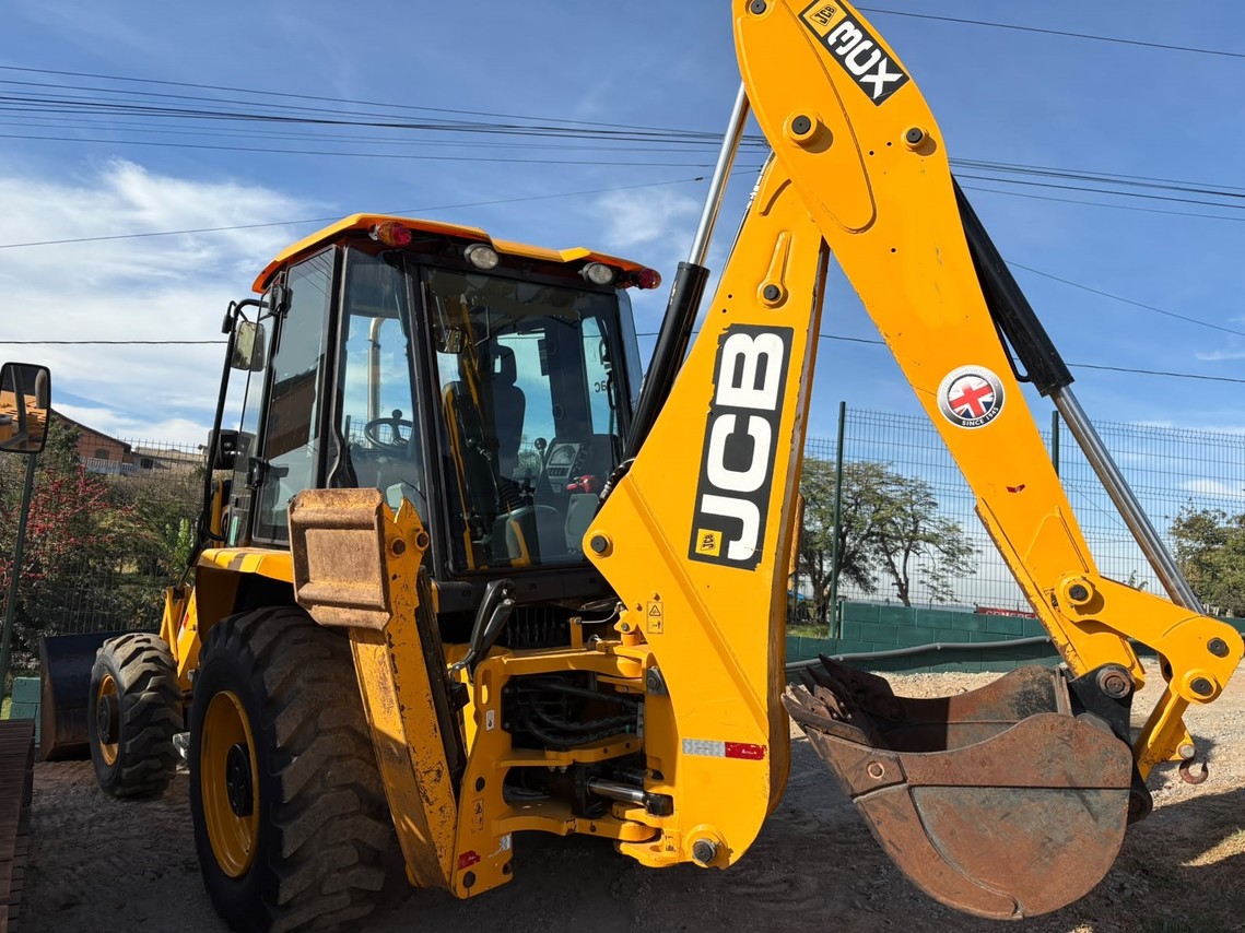 JCB 3CX - 25/25 18