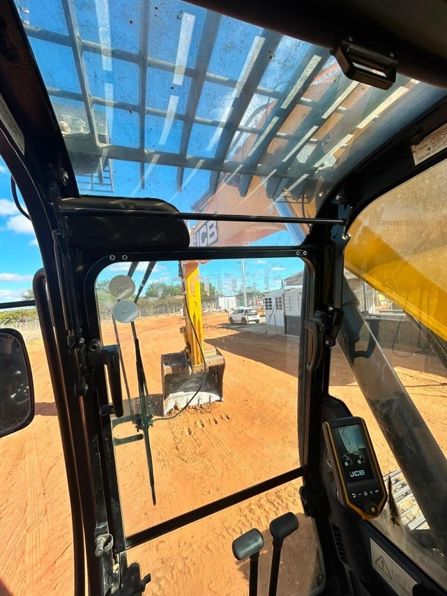 JCB JS220LC - 21/21 7