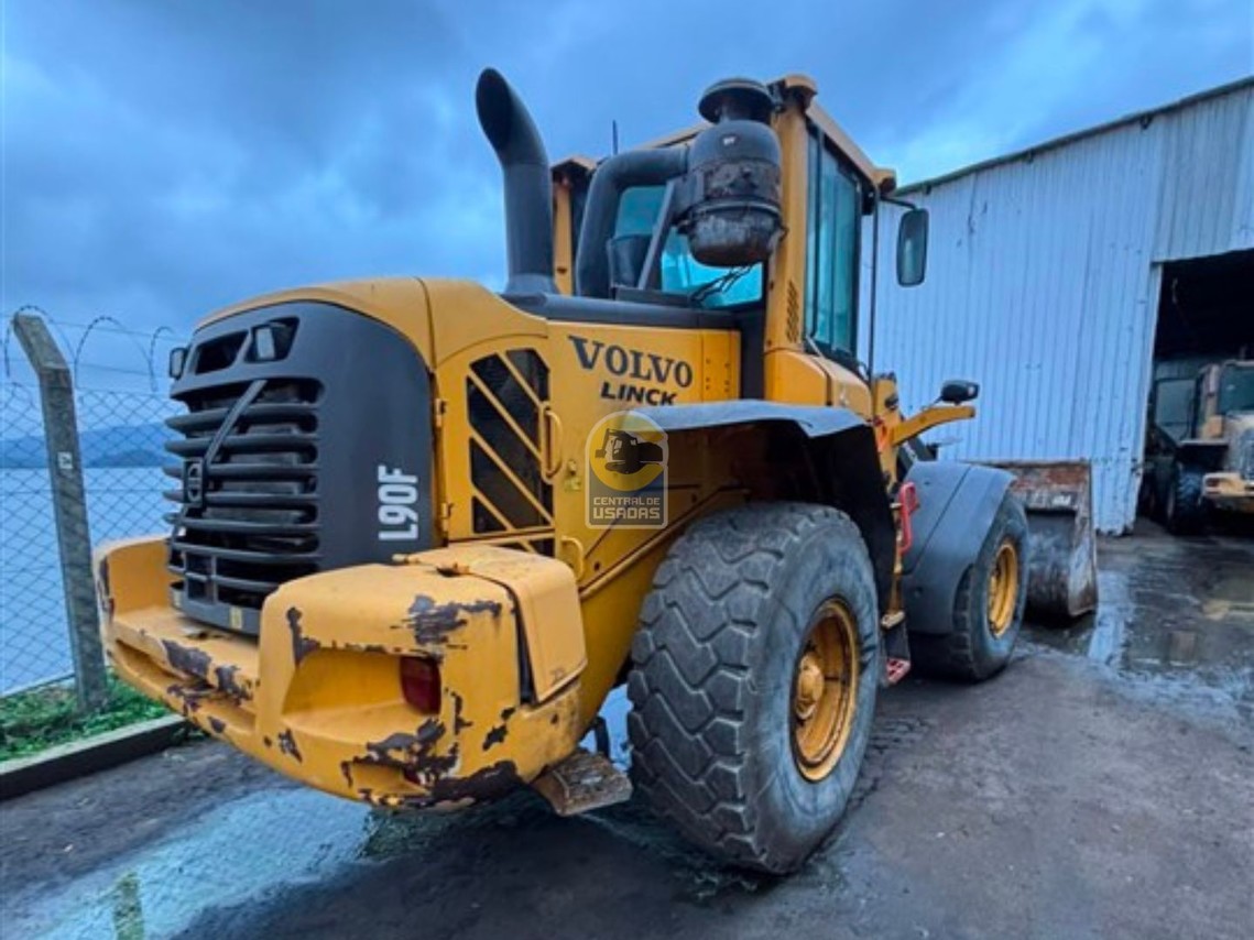 Volvo L90F - 21/21 8