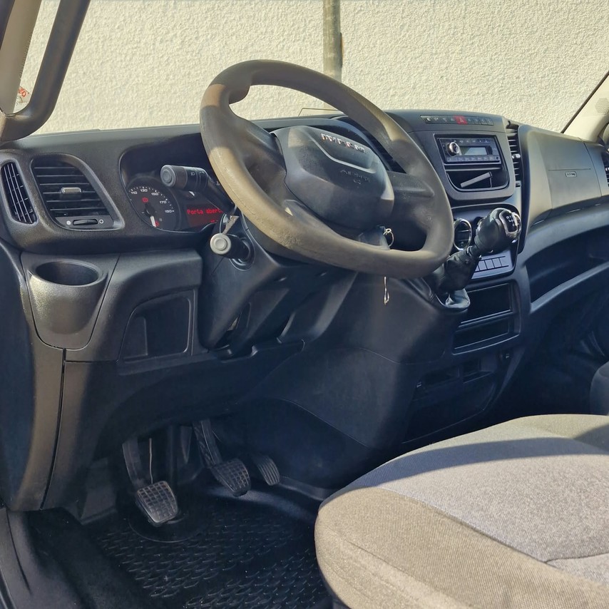Iveco DAILY 35-150CS - 20/21 3