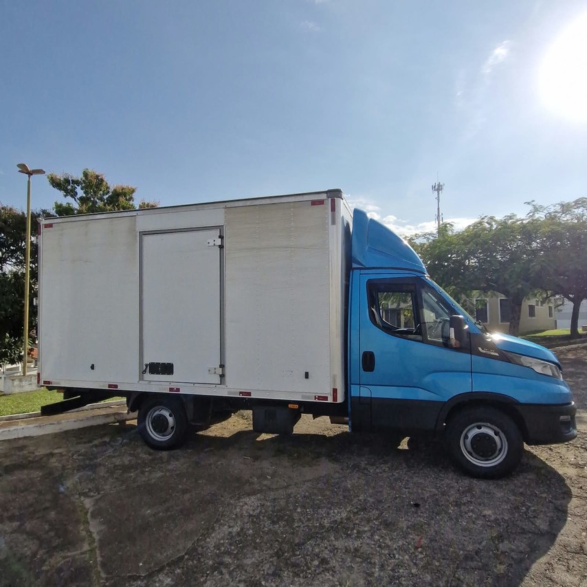 Iveco DAILY 35-150CS - 20/21 19