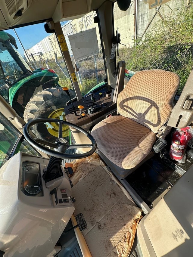 John Deere 6100J - 22/22 5
