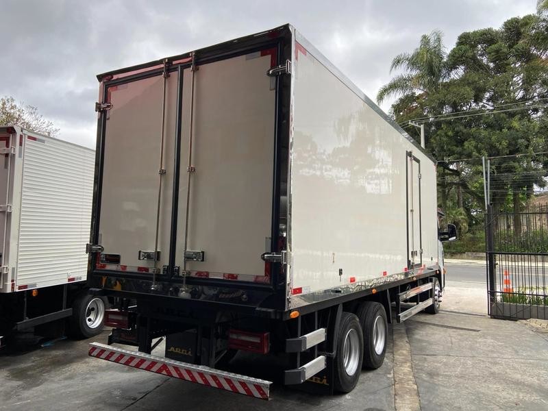 Volkswagen 13-180 Delivery 6x2 - 25/26 2