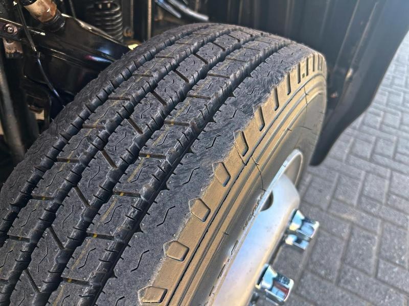 Mercedes Benz Accelo 815 - 20/20 18