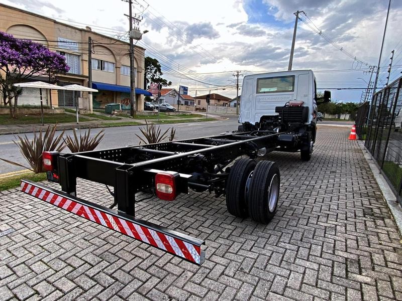 Volkswagen 11-180 Delivery  - 22/23 6