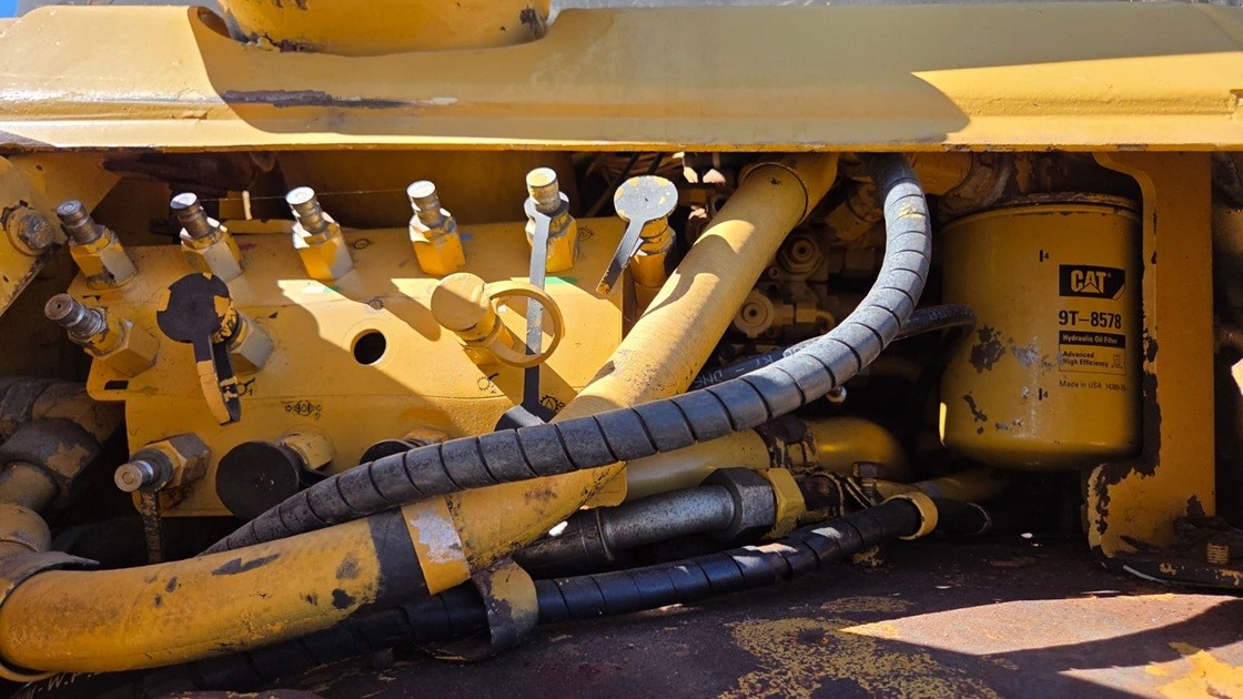 Caterpillar D6NXL - 09/09 5