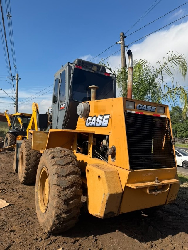 Case W20E - 04/04 4