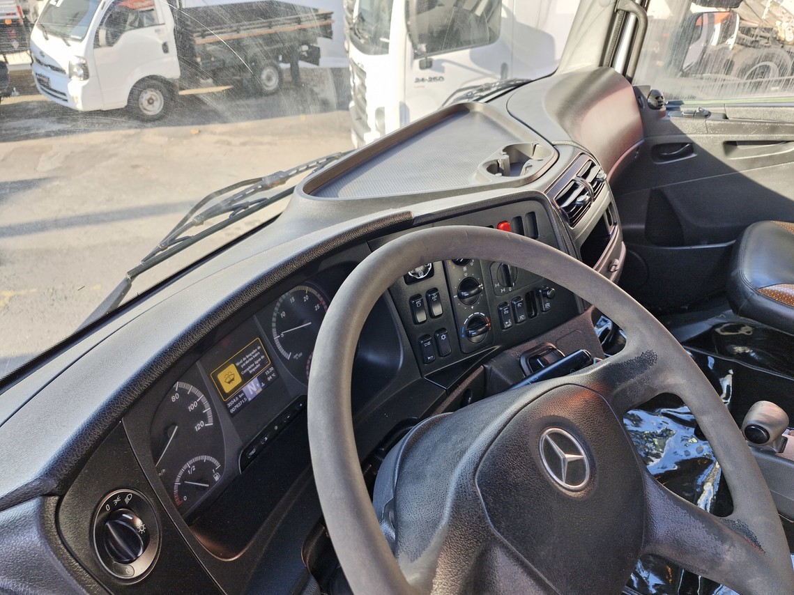 Mercedes Benz Axor 4144 - 19/19 9