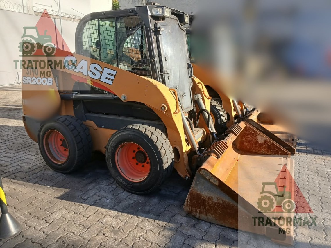 Case SR200 - 23/23 5