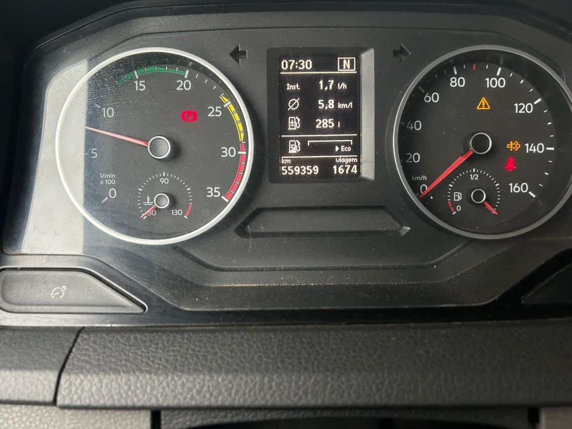 Volkswagen 11-180 Delivery - 18/19 8