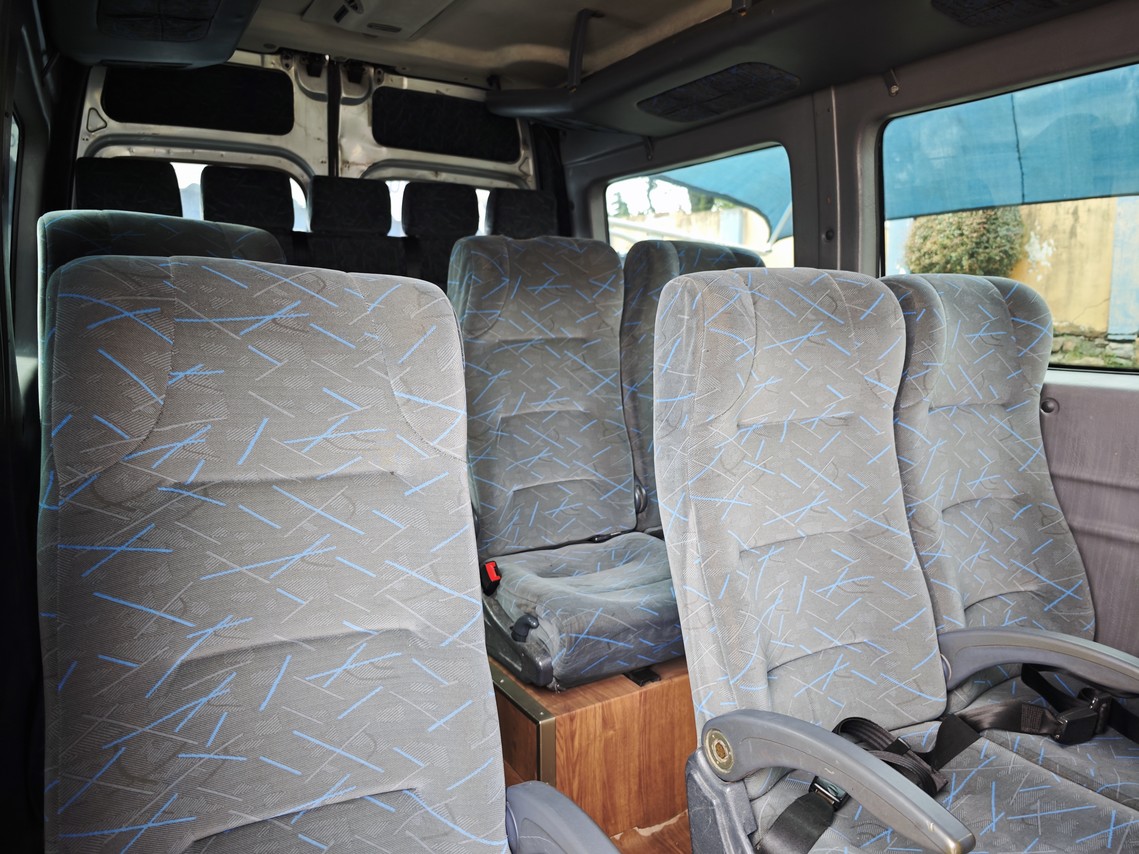 Renault Master Minibus - 08/08 6