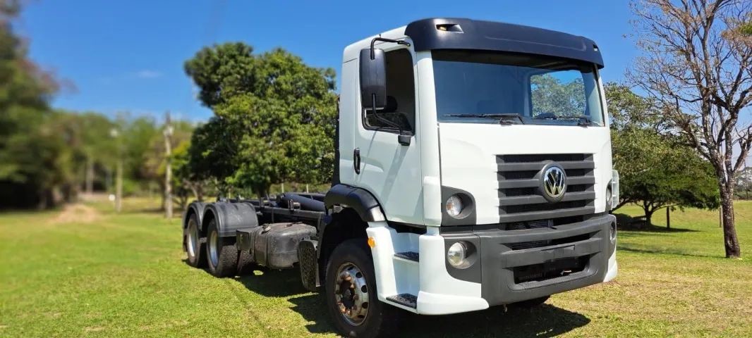 Volkswagen 31-330 E Constellation 6x4 - 15/15 7