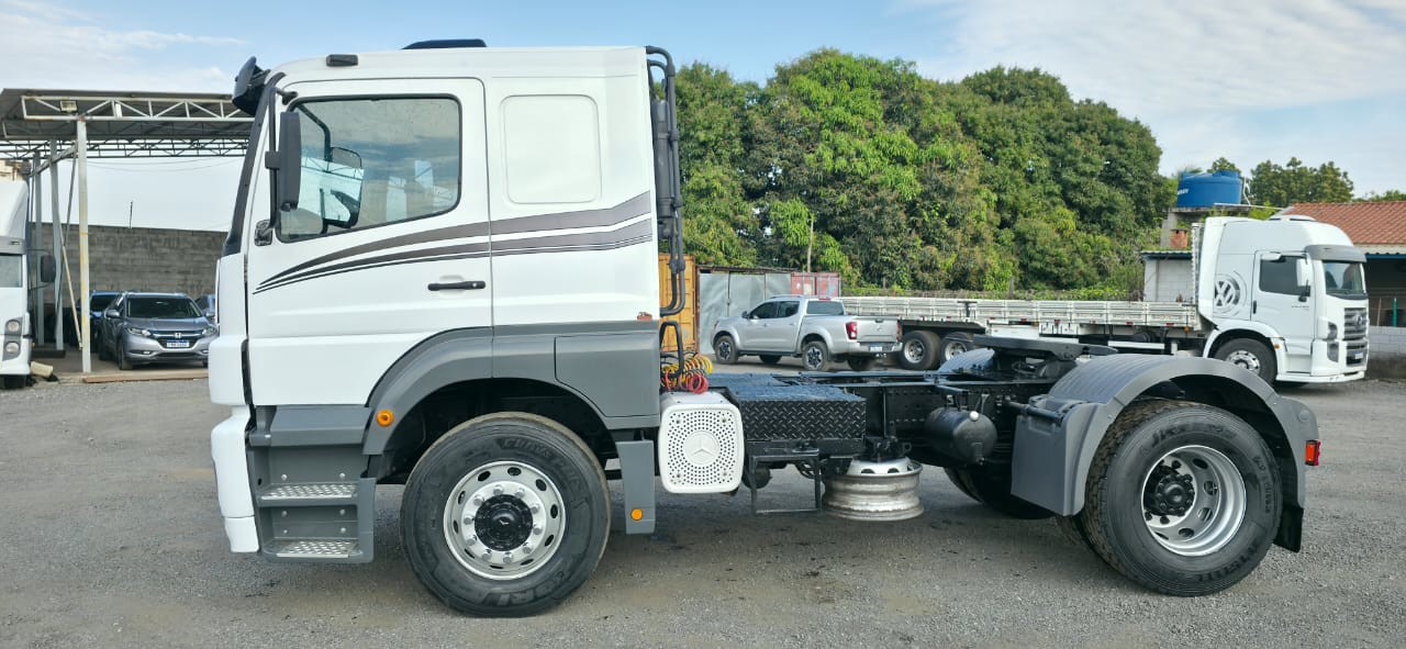 Mercedes Benz Axor 1933 - 10/10 14
