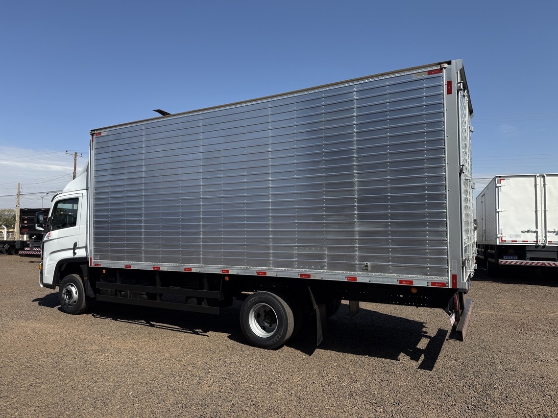 Volkswagen 11-180 Delivery  - 22/23 4