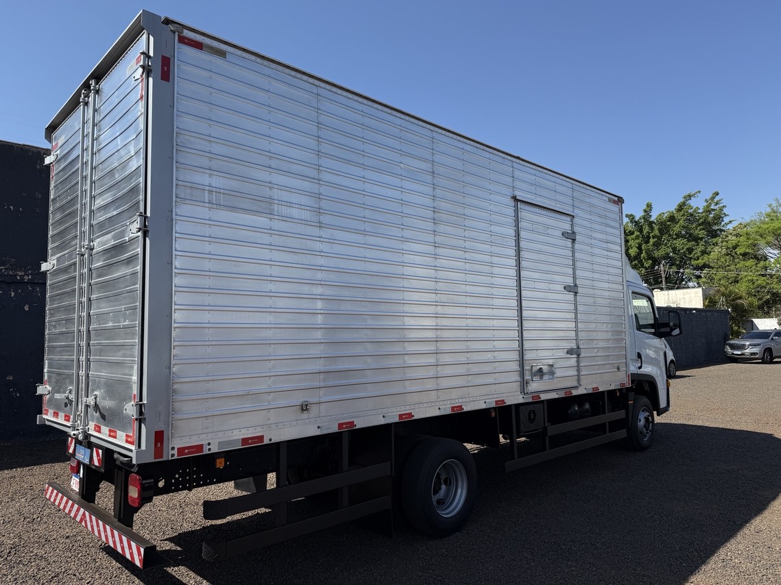 Volkswagen 11-180 Delivery  - 22/23 5