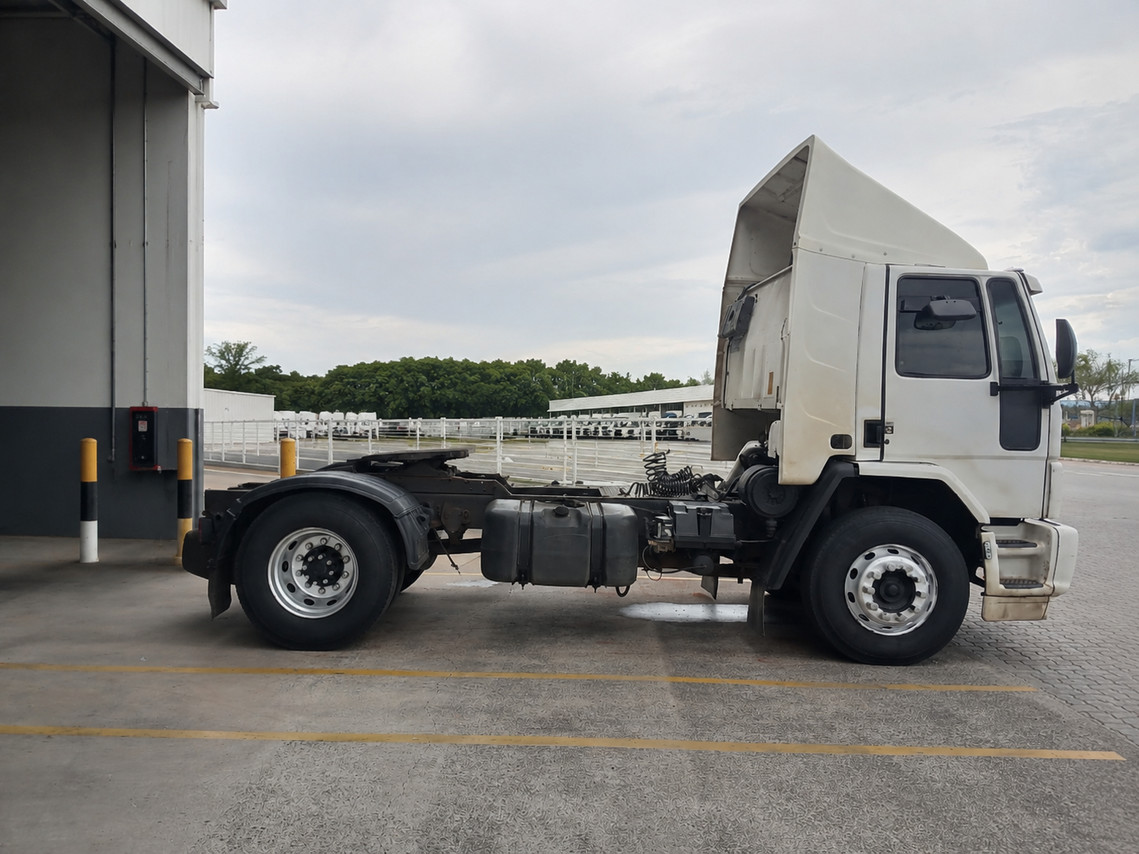 Ford Cargo4532 - 10/11 4