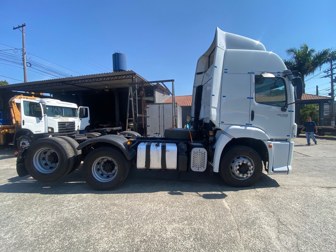 Volkswagen 25 390 - 15/16 6
