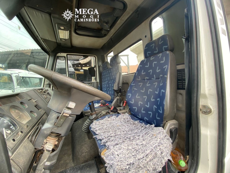Iveco Tector 260E28 - 14/14 4