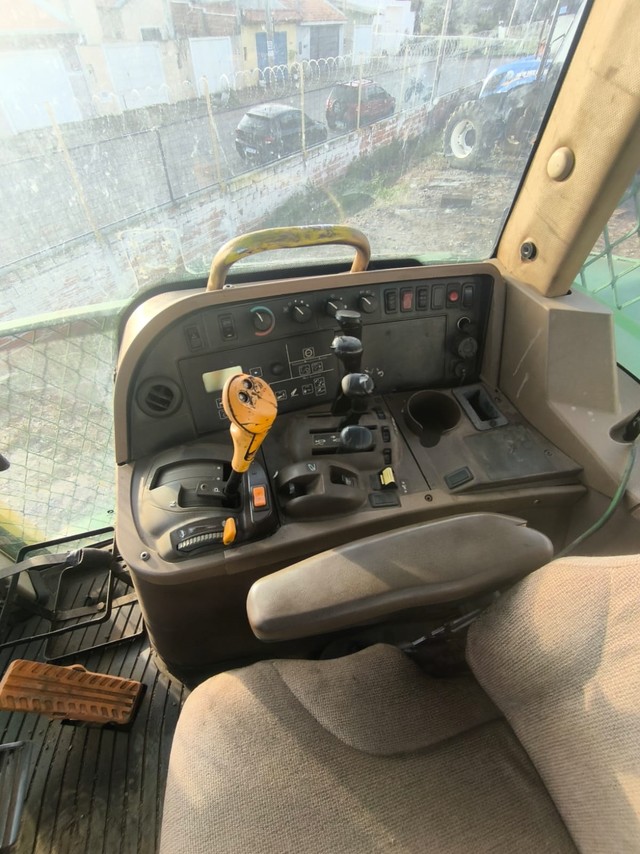 John Deere 7210 - 16/16 6