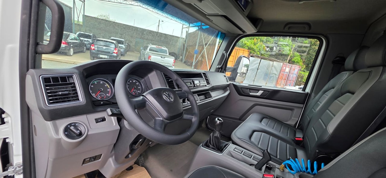 Volkswagen 11-180 Delivery  - 23/24 20