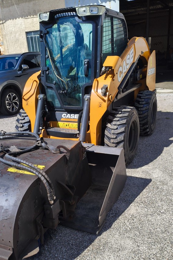 Case SV300 - 19/19 2