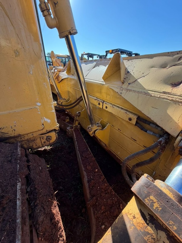 Caterpillar D6T XL - 14/14 7