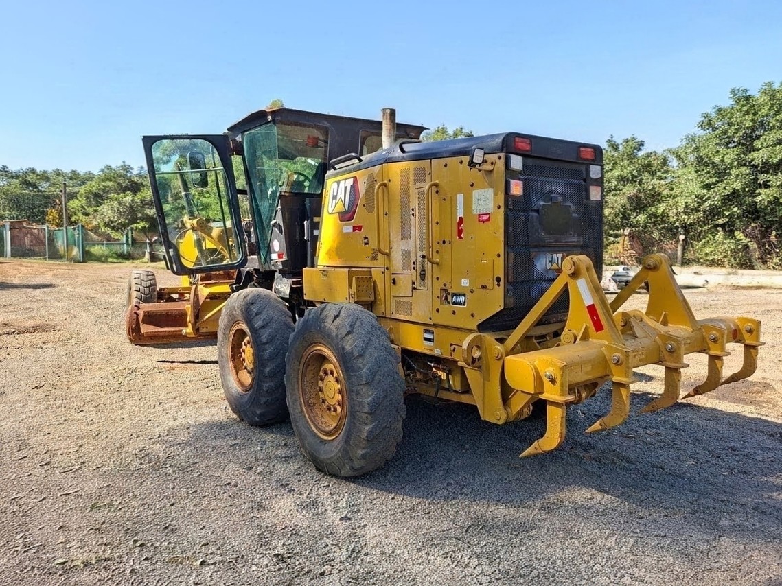 Caterpillar  120 - 24/24 6