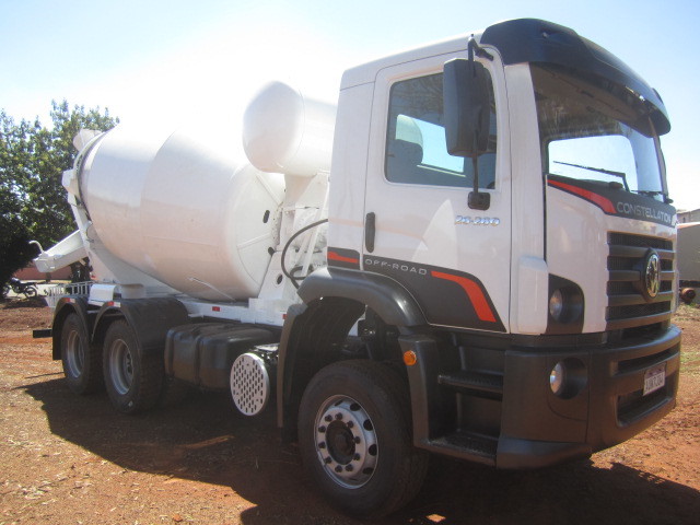Volkswagen 26-260 E Constel. 6x4 - 11/12 5