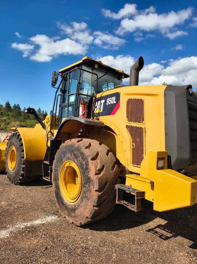 Caterpillar 950L - 18/18 9