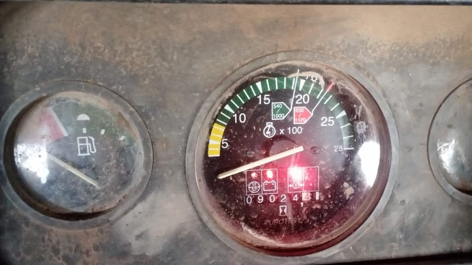 Massey Ferguson 283 - 08/08 5
