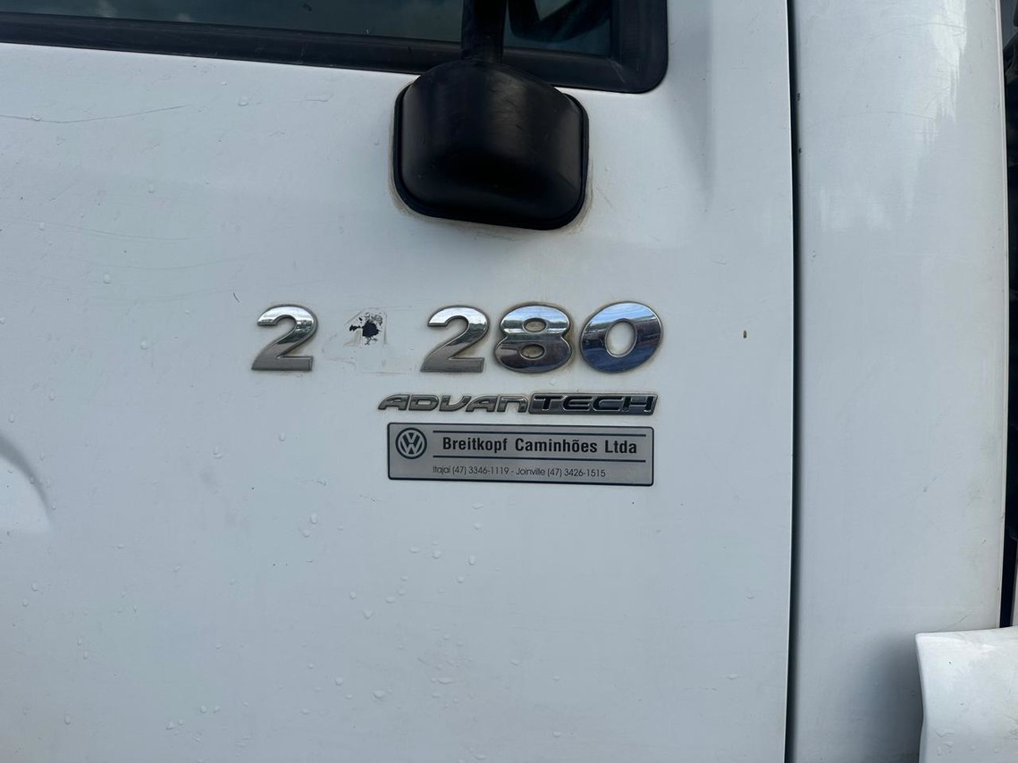 Volkswagen 24-280 E Constellation 6x2 - 14/14 7