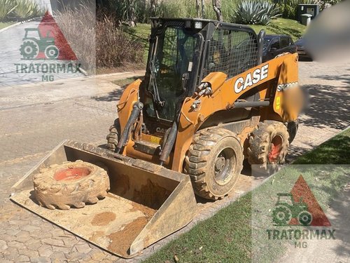 Mini Carregadeira