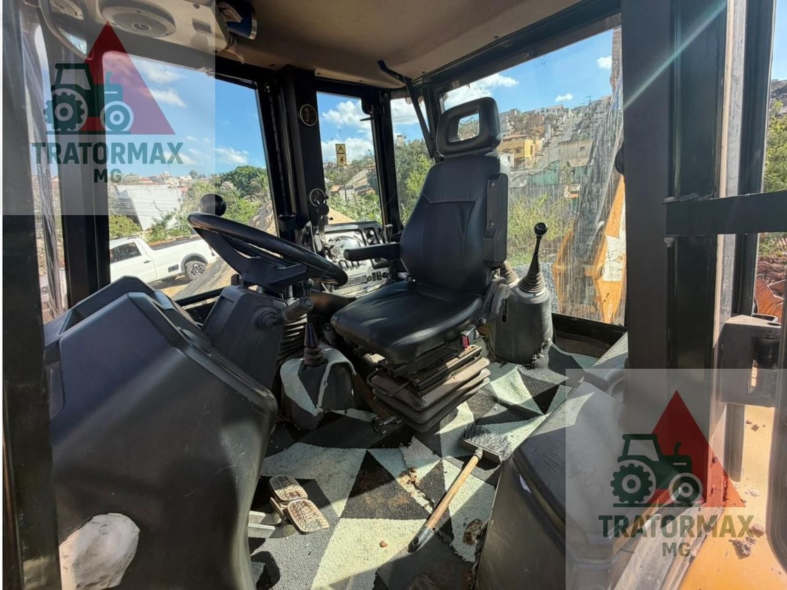 JCB 3CX - 16/16 2